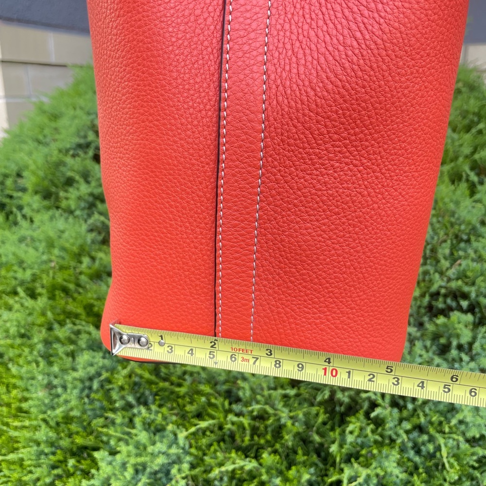 Tory Burch Pebbled Leather Hobo Bag - Picture 13 of 16